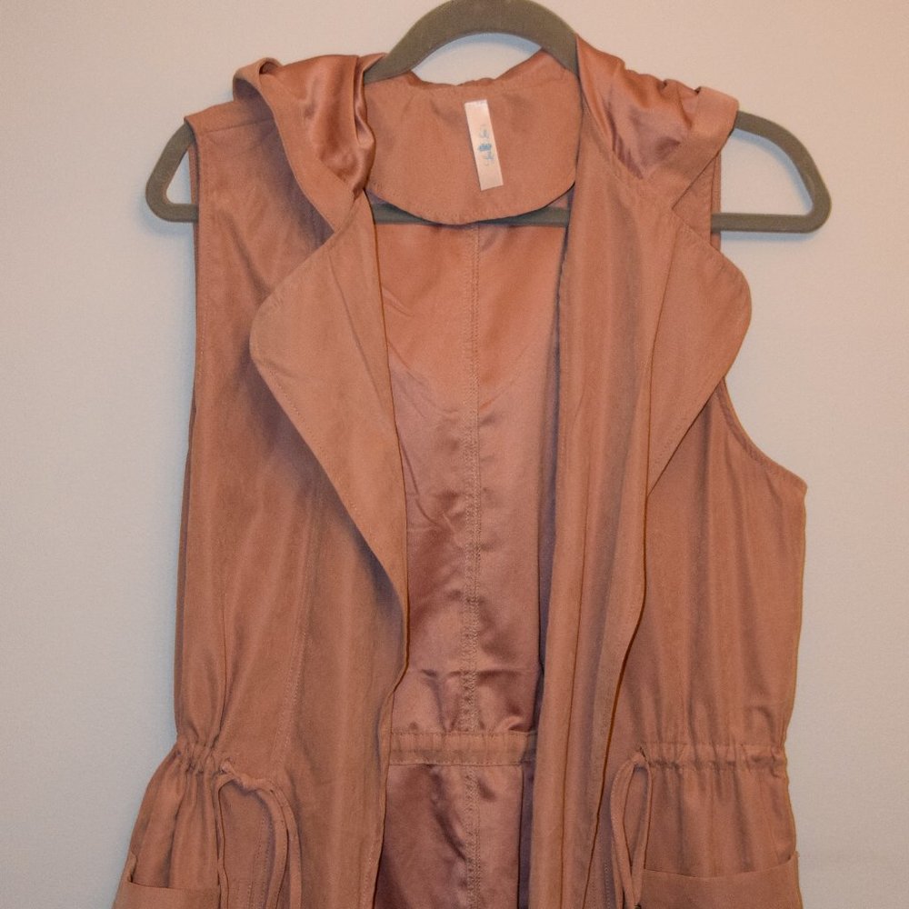 Lou Lou's boutique vest w/hood
